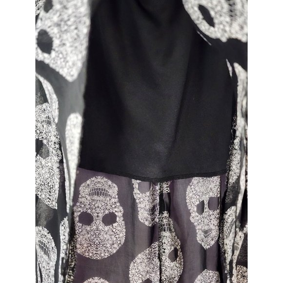 Lipstick Romper Womens Medium Black White Skull Pattern with Lining & String Tie - Picture 9 of 9